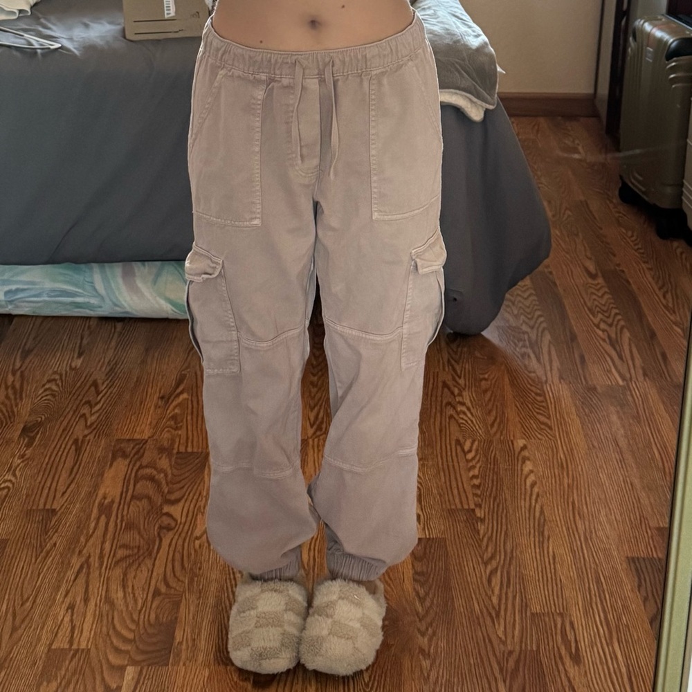 Aeropostale Women's Beige Cargo Joggers